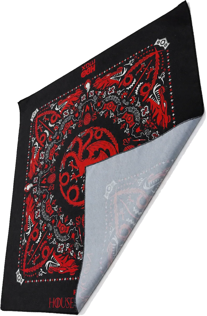 Kare bandana. Lisanslı koleksiyon üretimi